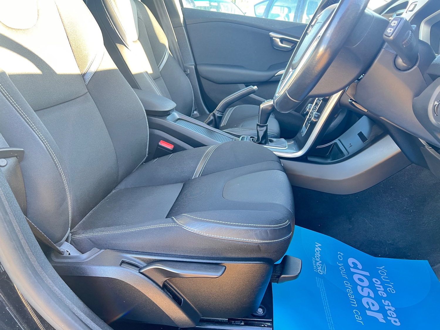 Used Volvo V40 2018 for sale - 77072165: Photo 12