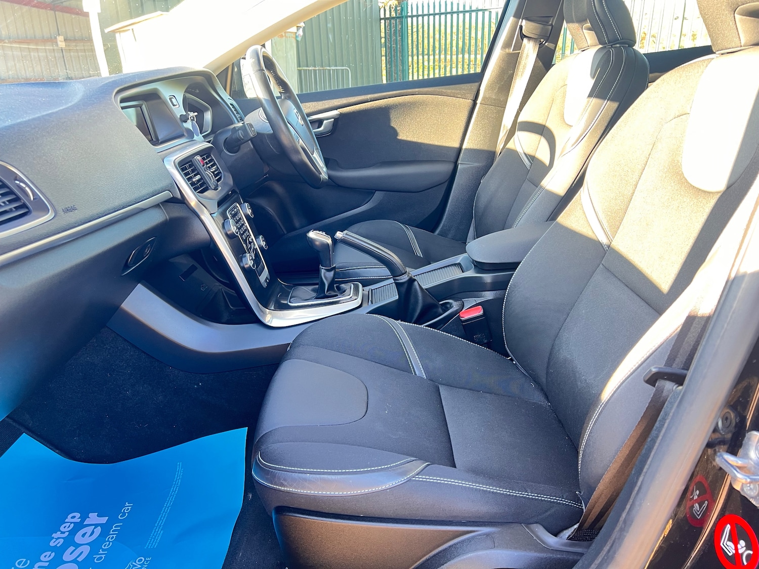 Used Volvo V40 2018 for sale - 77072165: Photo 28