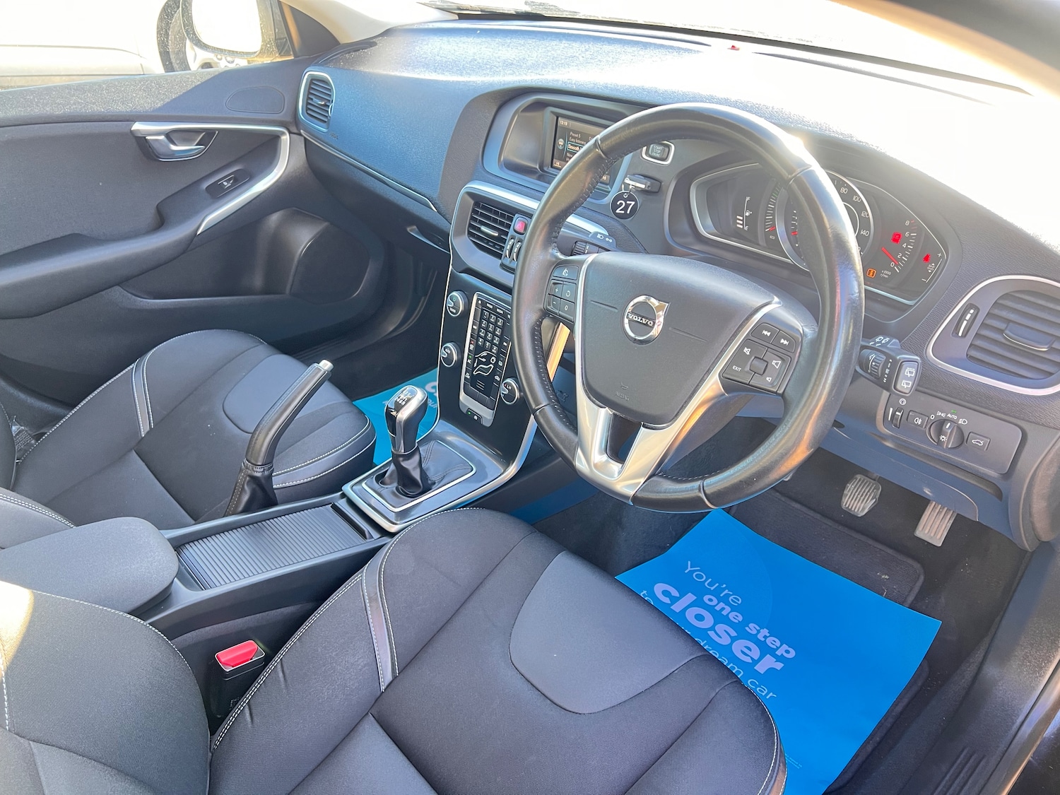 Used Volvo V40 2018 for sale - 77072165: Photo 7