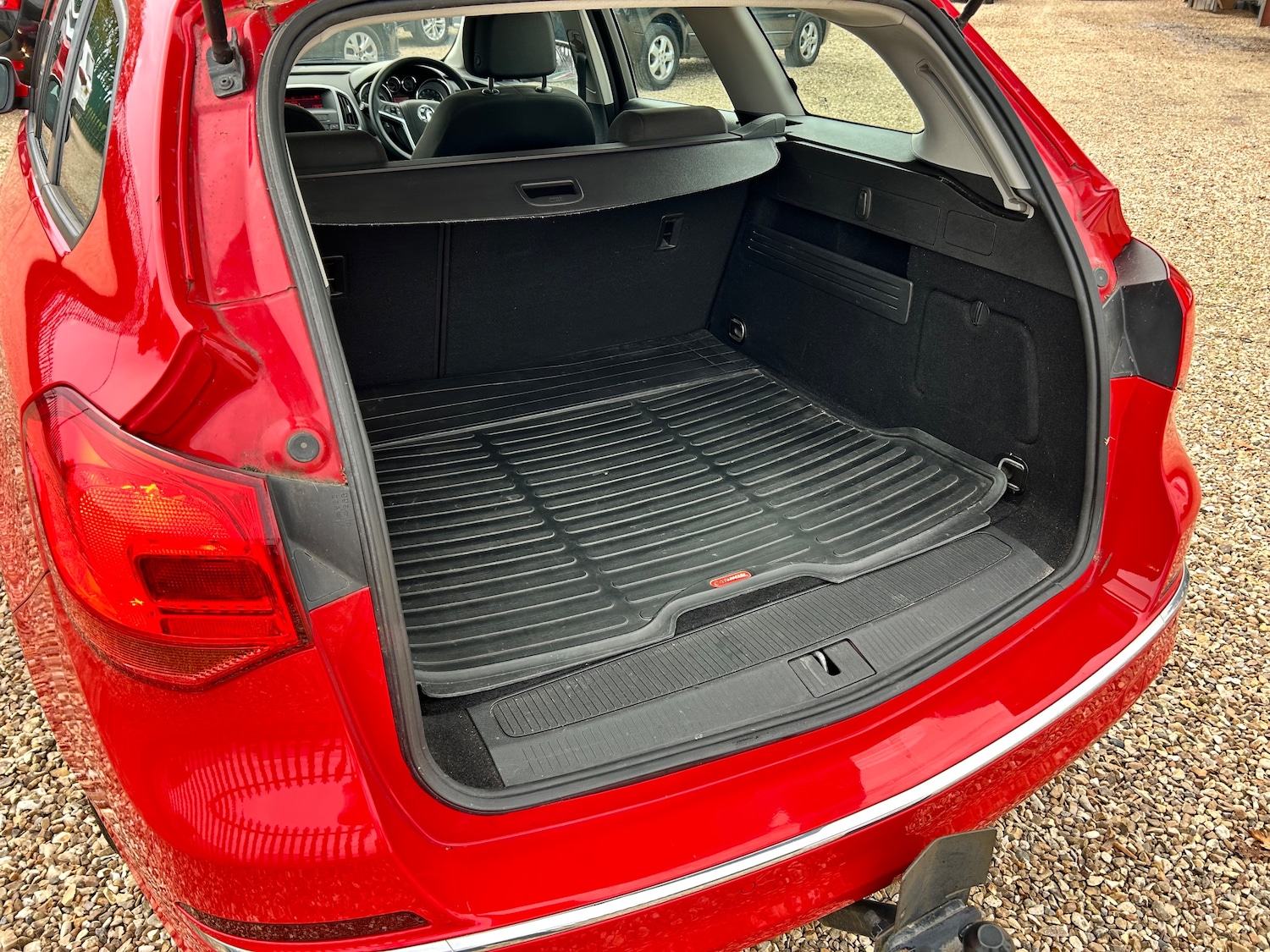 Used Vauxhall Astra 2015 for sale - 76404877: Photo 10