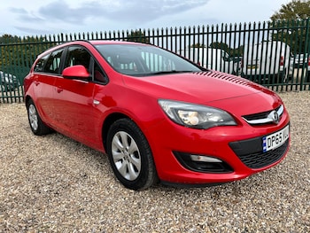 Used Vauxhall Astra 2015 for sale - 76404877: Photo