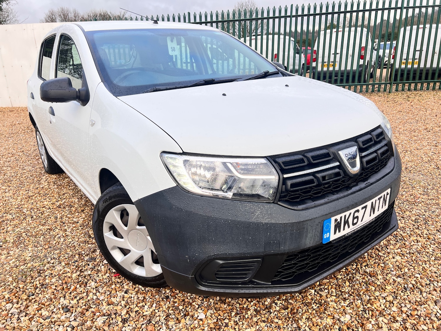 Used Dacia Sandero 2017 for sale - 77341090: Photo 2