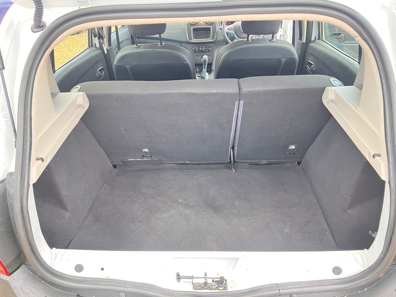 Used Dacia Sandero 2017 for sale - 77341090: Photo 22