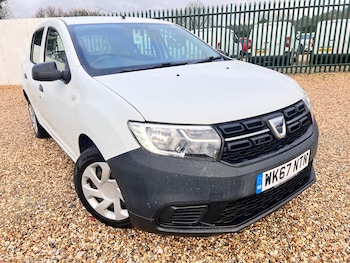 Used Dacia Sandero 2017 for sale - 77341090: Photo