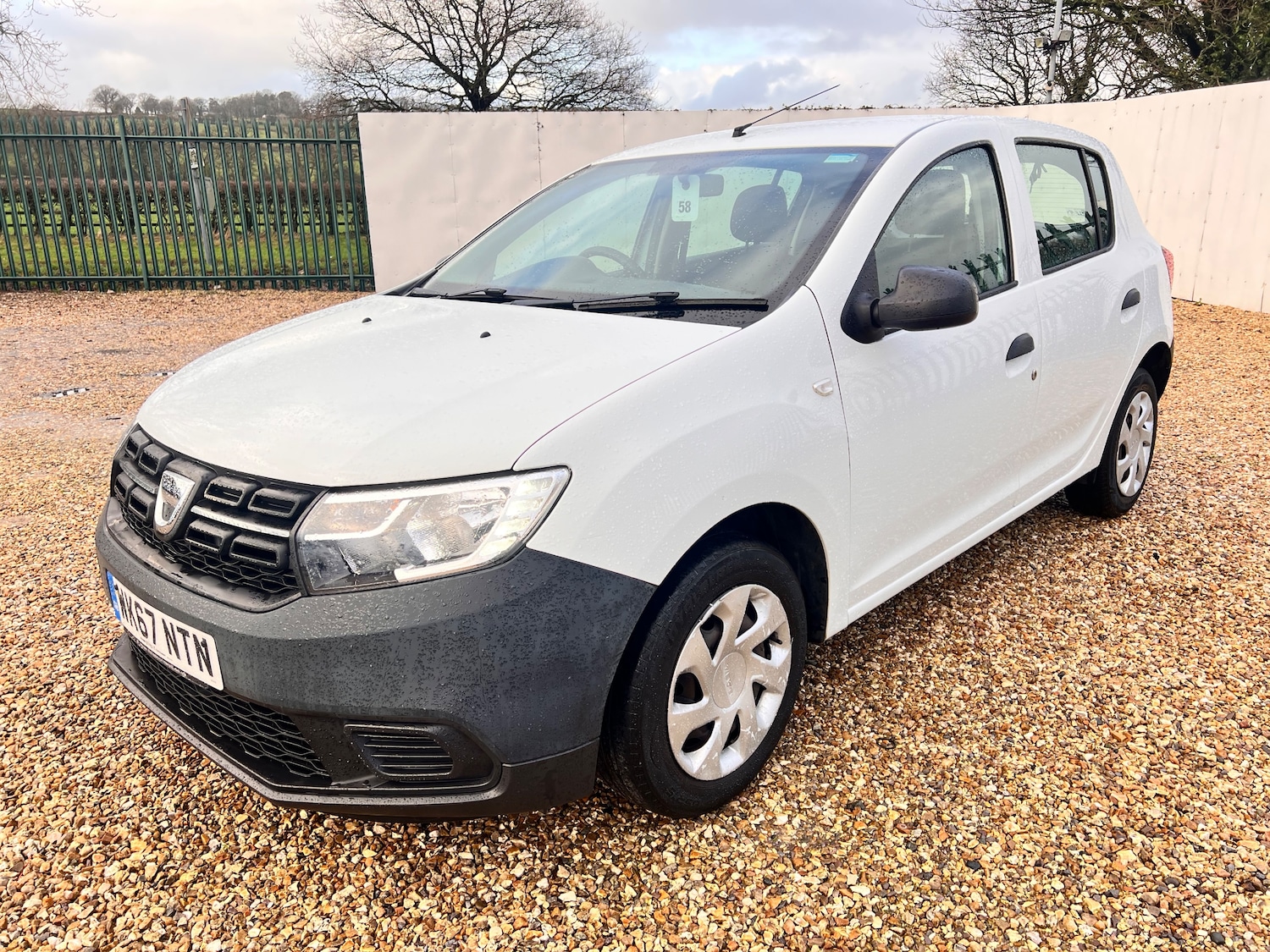 Used Dacia Sandero 2017 for sale - 77341090: Photo 4