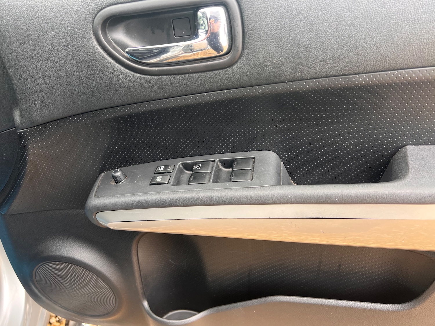 Used Nissan X-Trail 2011 for sale - 76404846: Photo 24