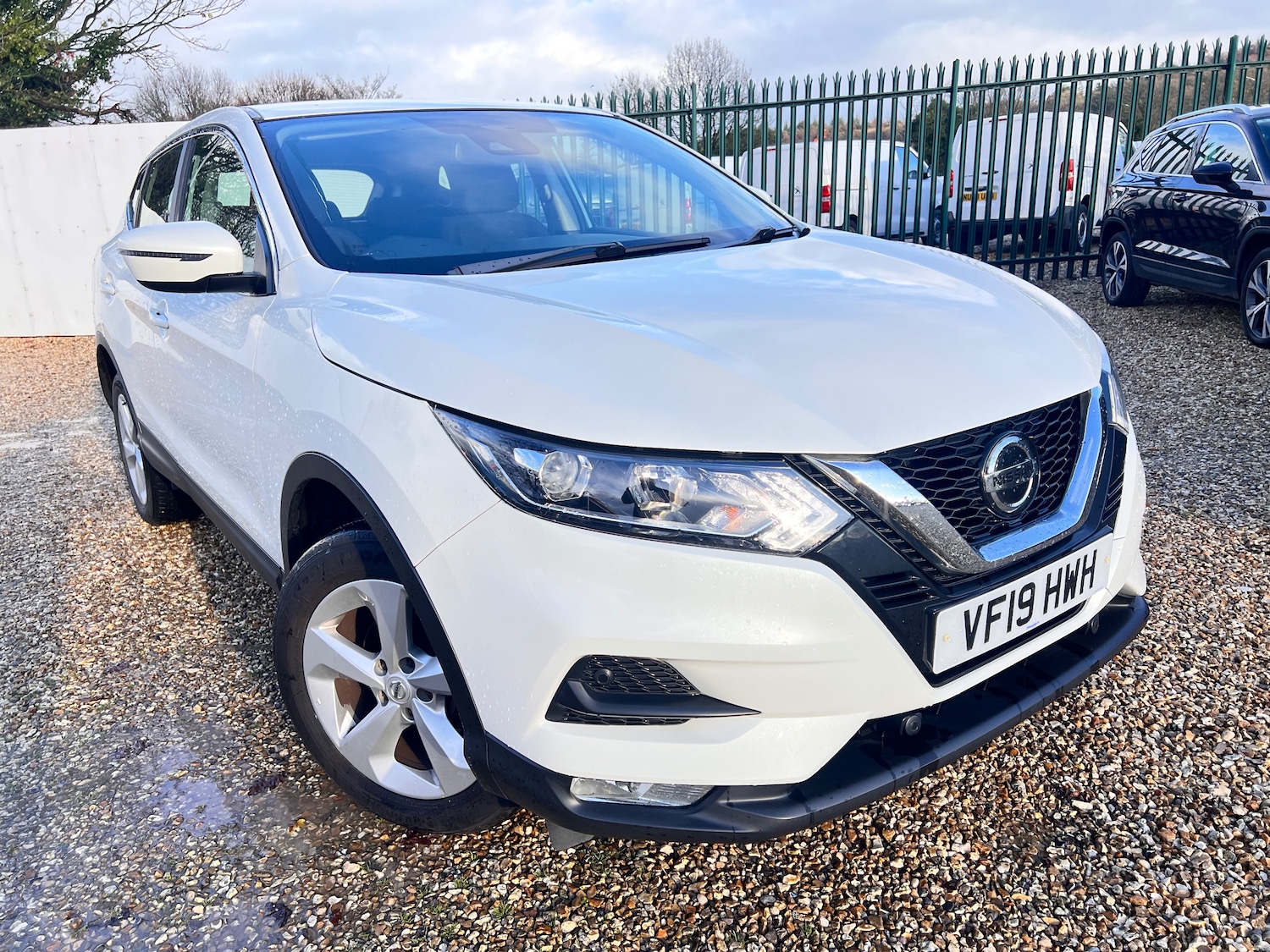 Used Nissan Qashqai for sale - 77617005: Photo 2
