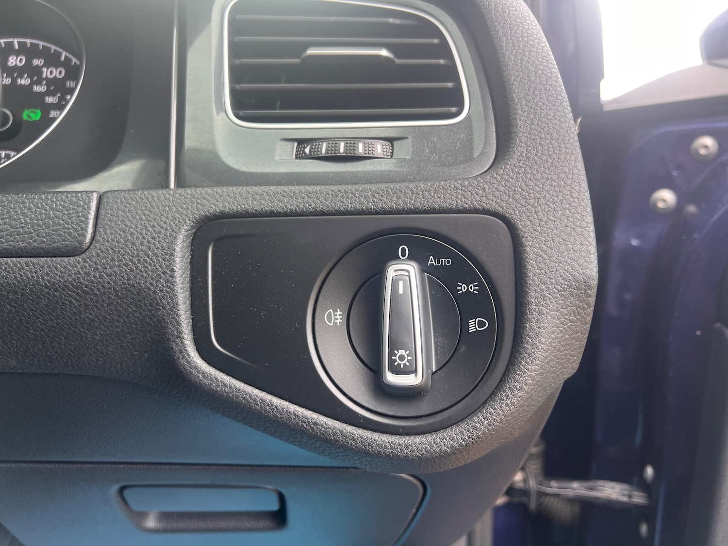 Used Volkswagen Golf 2018 for sale - 76531490: Photo 20