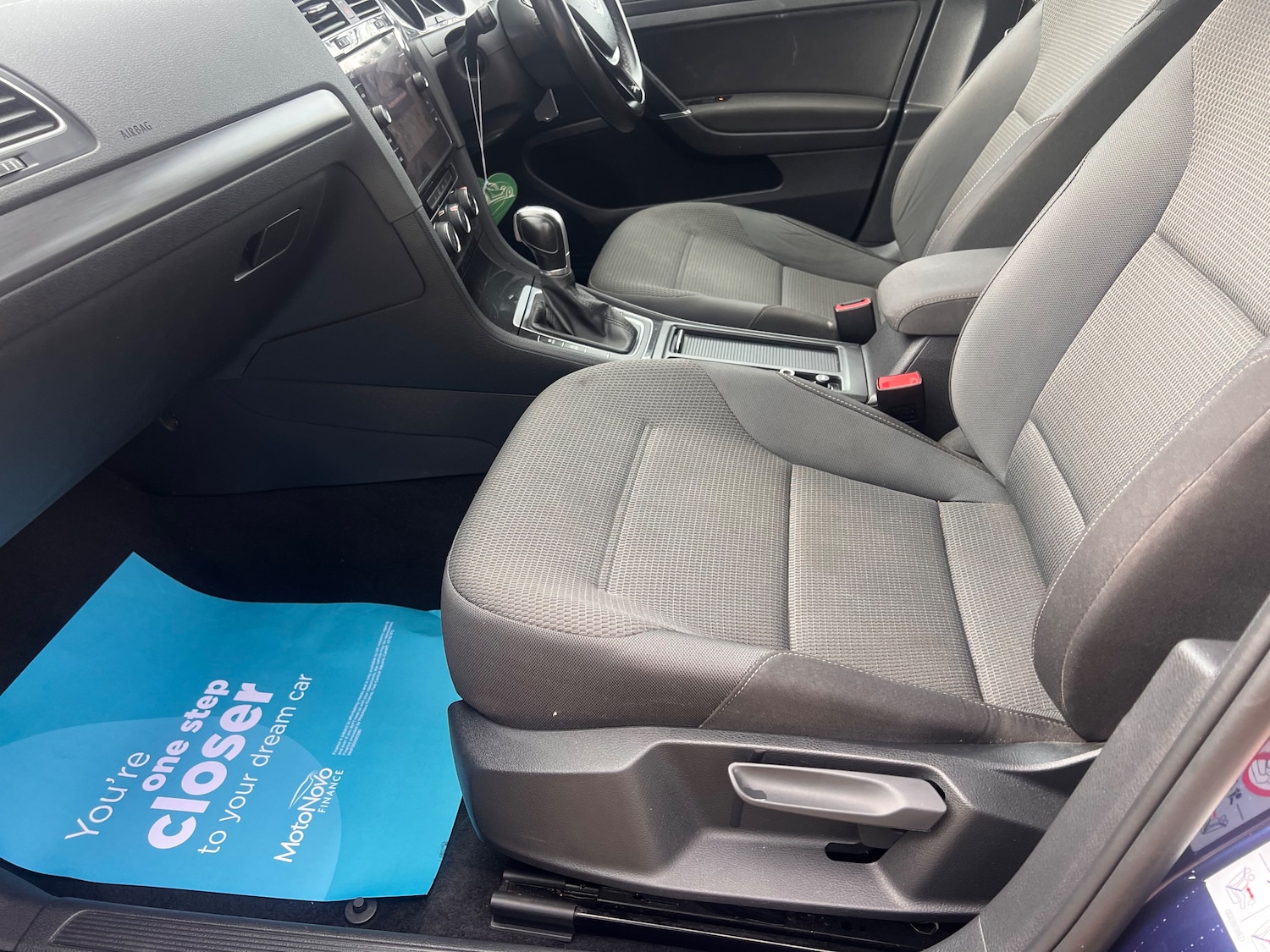 Used Volkswagen Golf 2018 for sale - 76531490: Photo 27