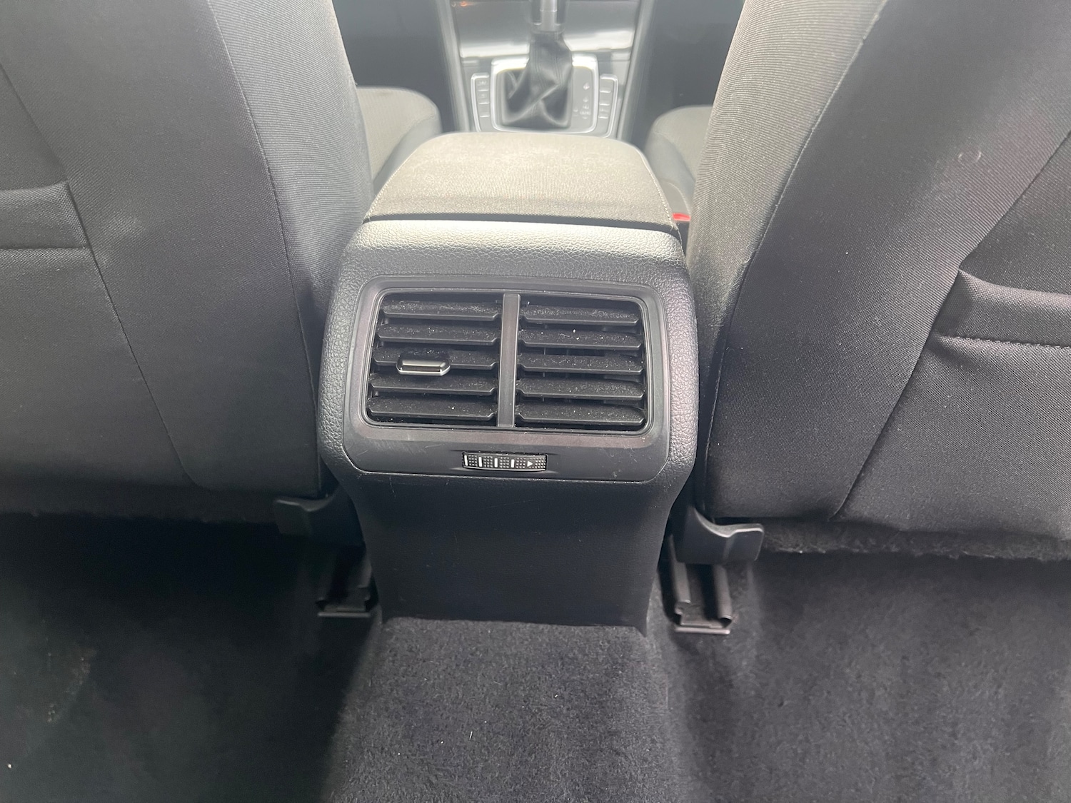 Used Volkswagen Golf 2018 for sale - 76531490: Photo 36