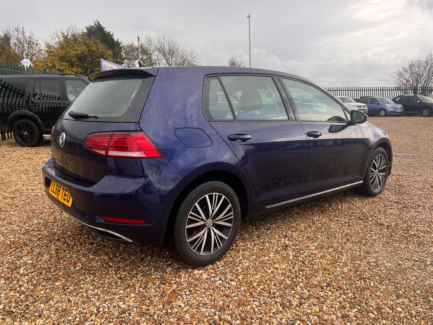 Used Volkswagen Golf 2018 for sale - 76531490: Photo 8