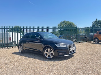 Used Audi A1 2015 for sale - 78986900: Photo