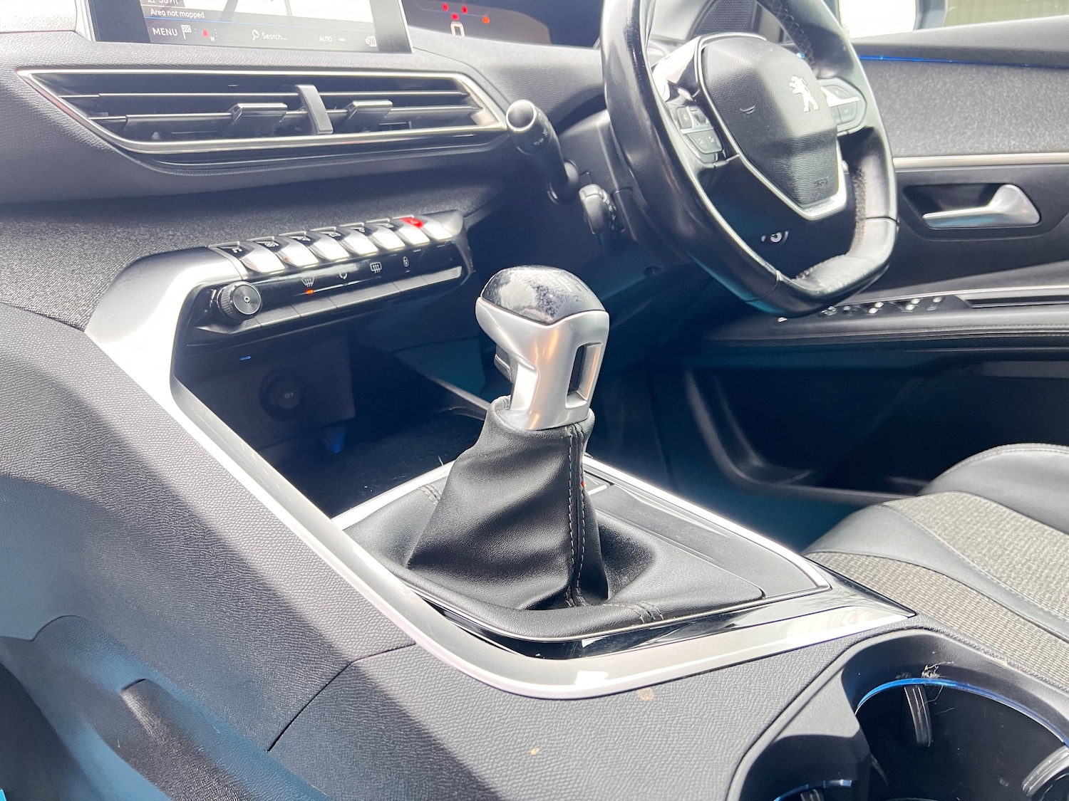 Used Peugeot 3008 2019 for sale - 77327285: Photo 16