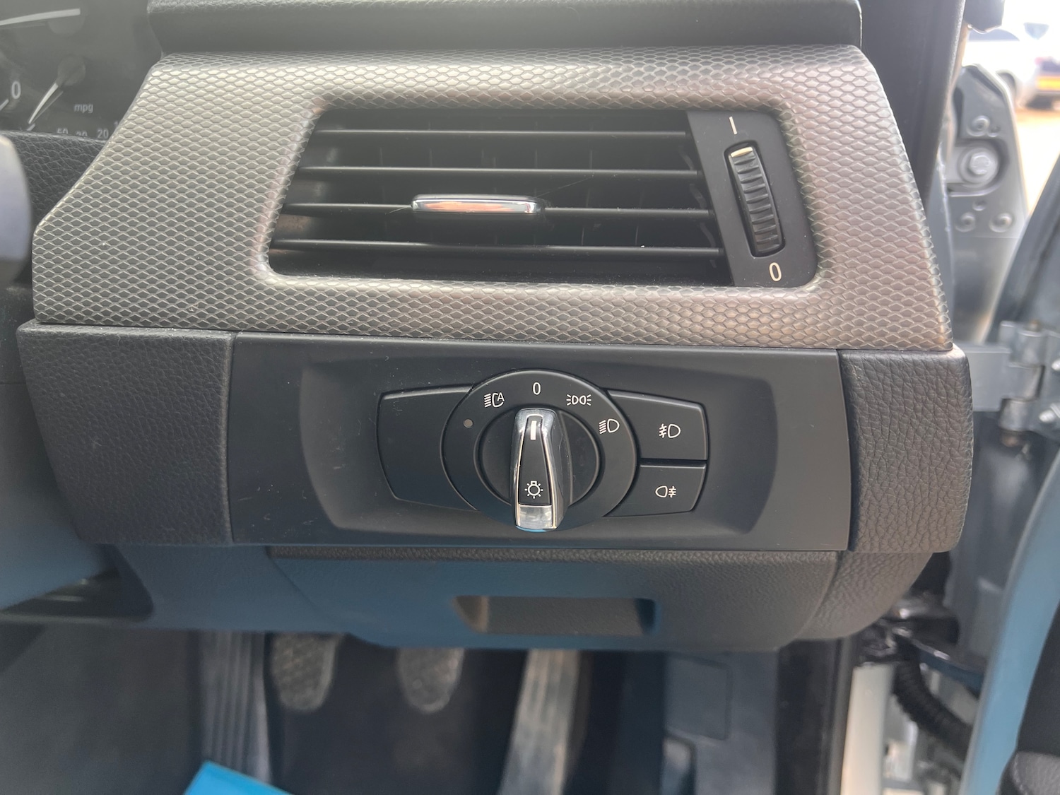 Used BMW 3 Series 2012 for sale - 76531491: Photo 19