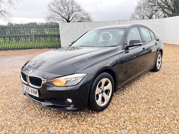 Used BMW 3 Series 2015 for sale - 77187636: Photo