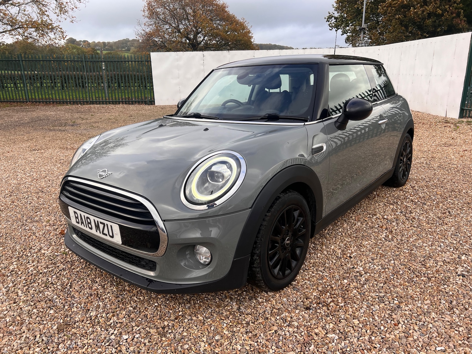 Used MINI Hatch 2018 for sale - 76429534: Photo 4