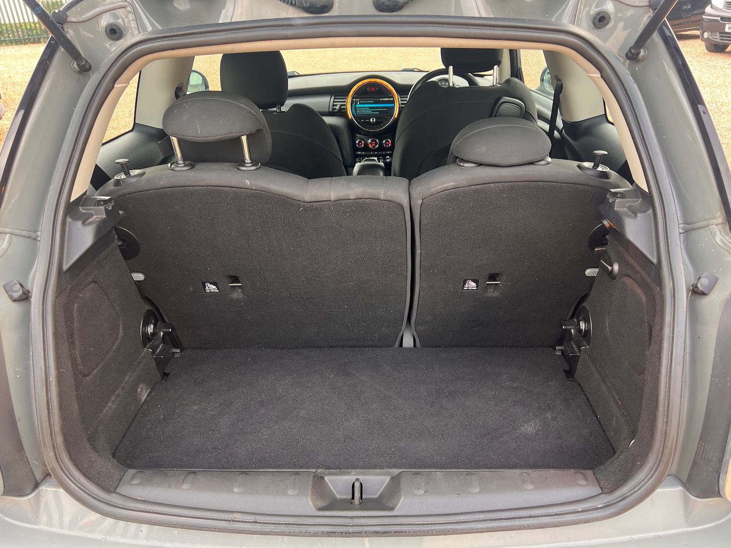 Used MINI Hatch 2018 for sale - 76429534: Photo 8