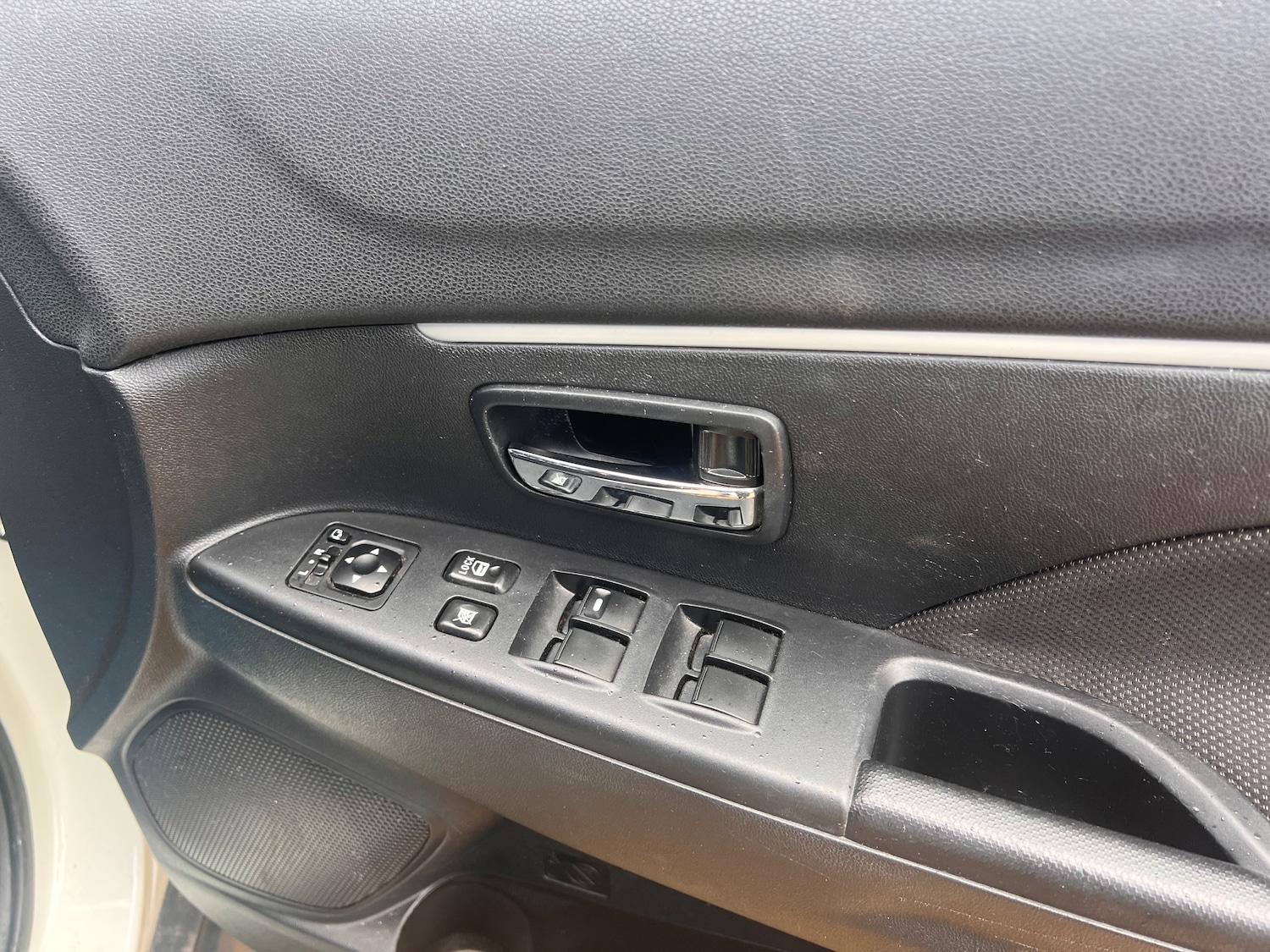 Used Mitsubishi ASX 2011 for sale - 76404868: Photo 14