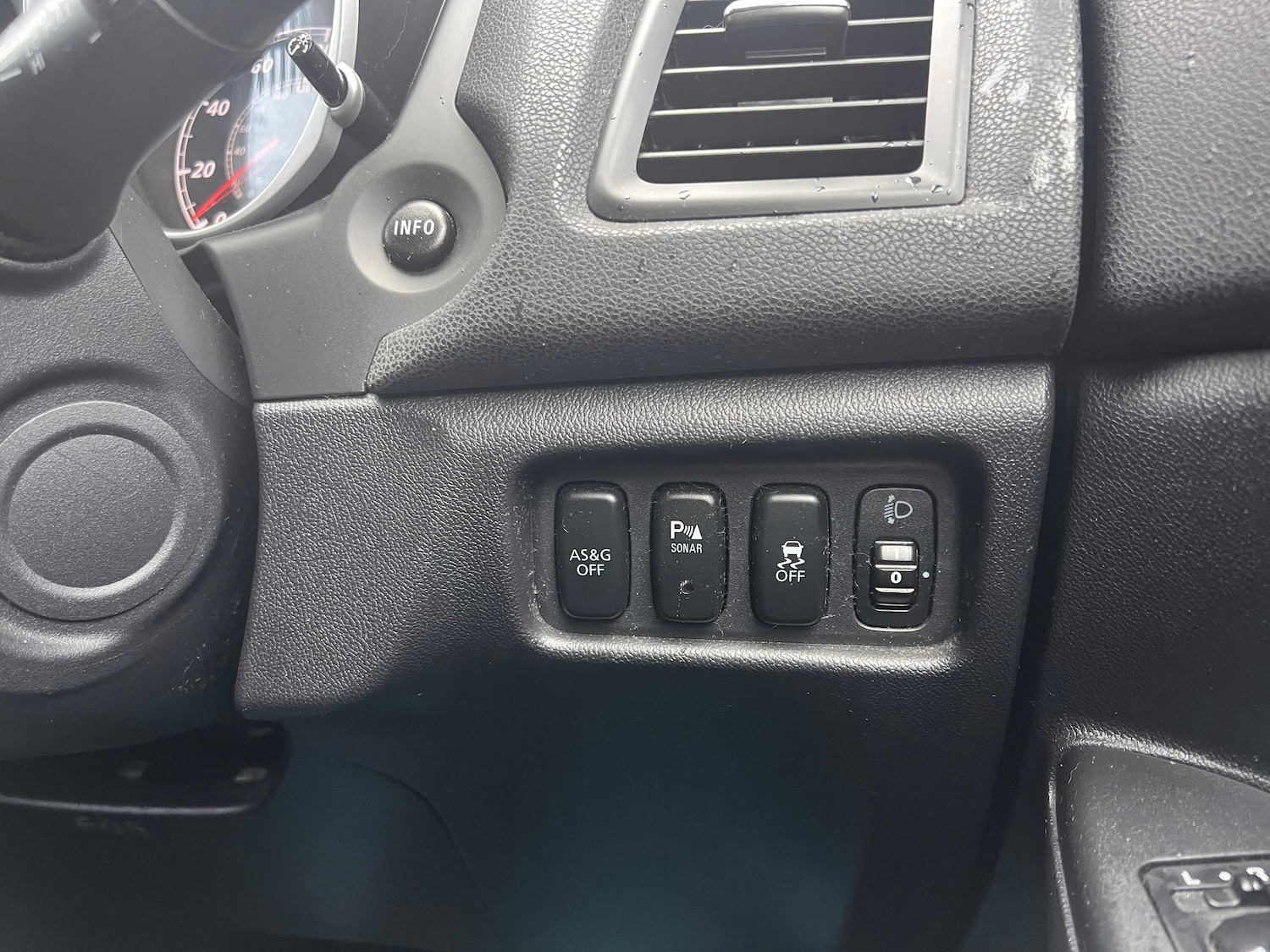 Used Mitsubishi ASX 2011 for sale - 76404868: Photo 19