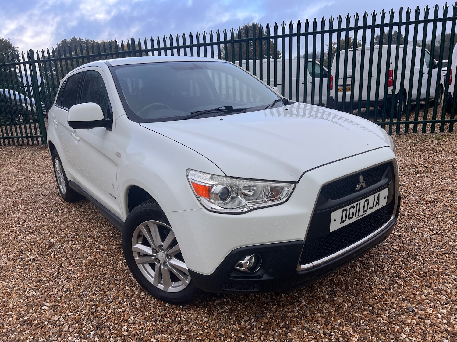Used Mitsubishi ASX 2011 for sale - 76404868: Photo 2
