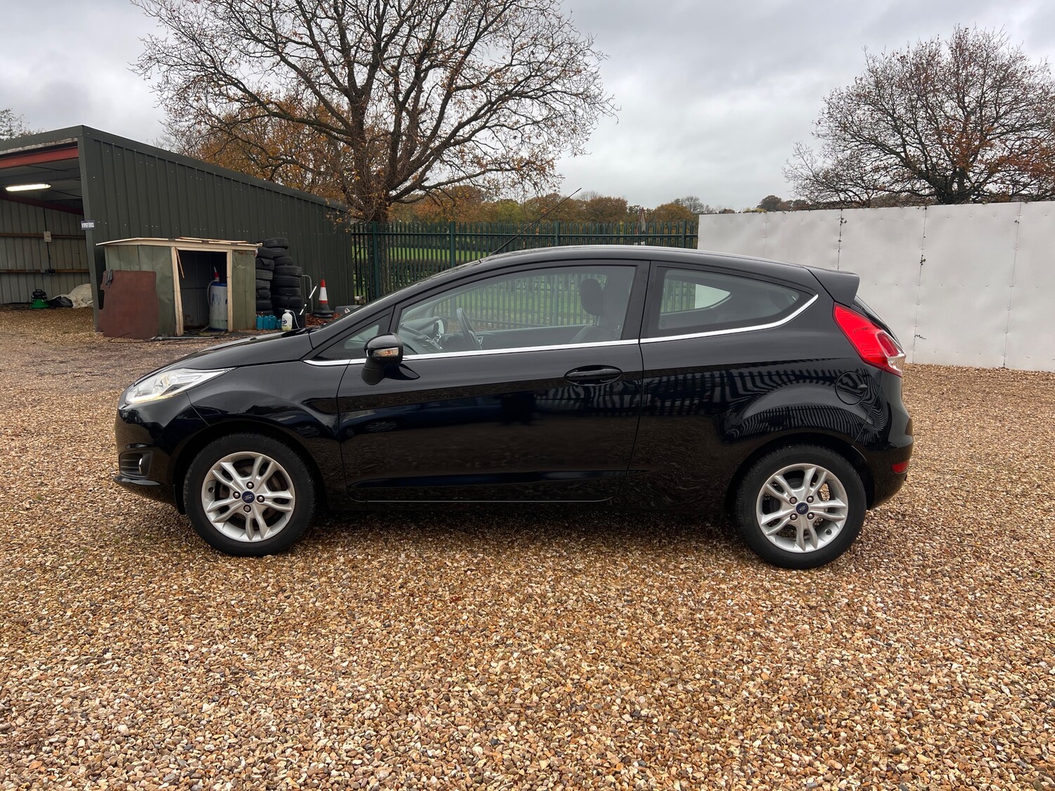 Used Ford Fiesta 2017 for sale - 76477480: Photo 5