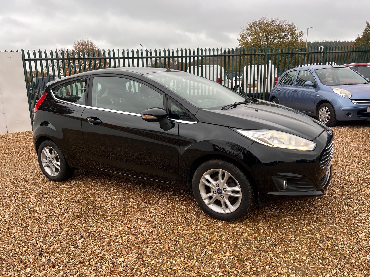 Used Ford Fiesta 2017 for sale - 76477480: Photo 9