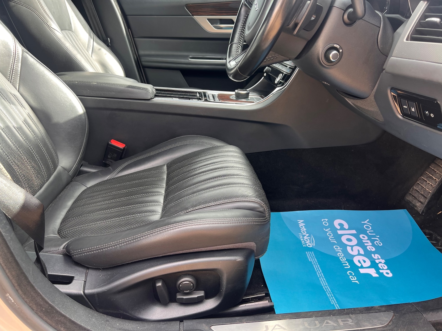 Used Jaguar XF 2018 for sale - 76404861: Photo 22