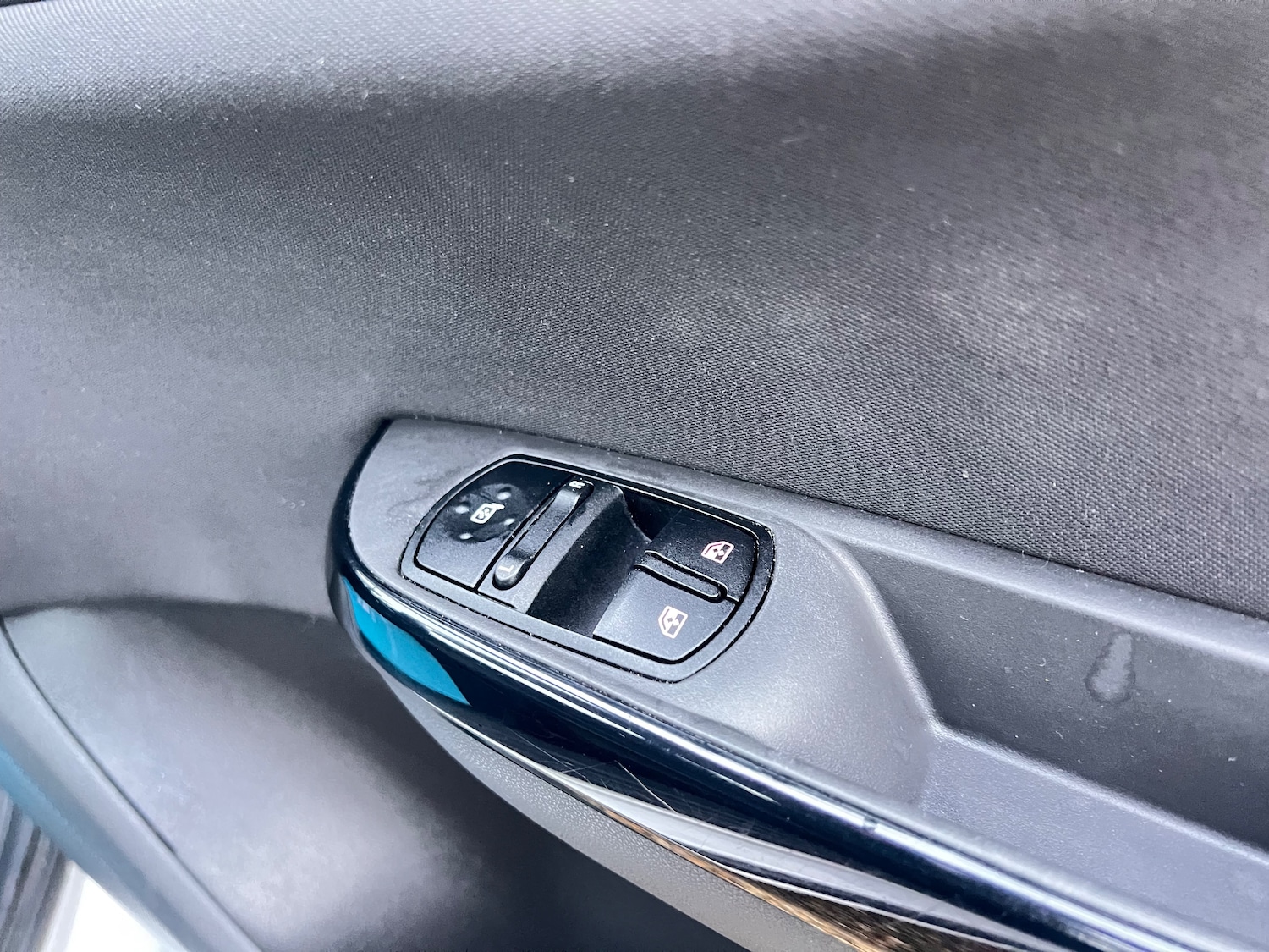 Used Vauxhall Corsa 2015 for sale - 76616890: Photo 20