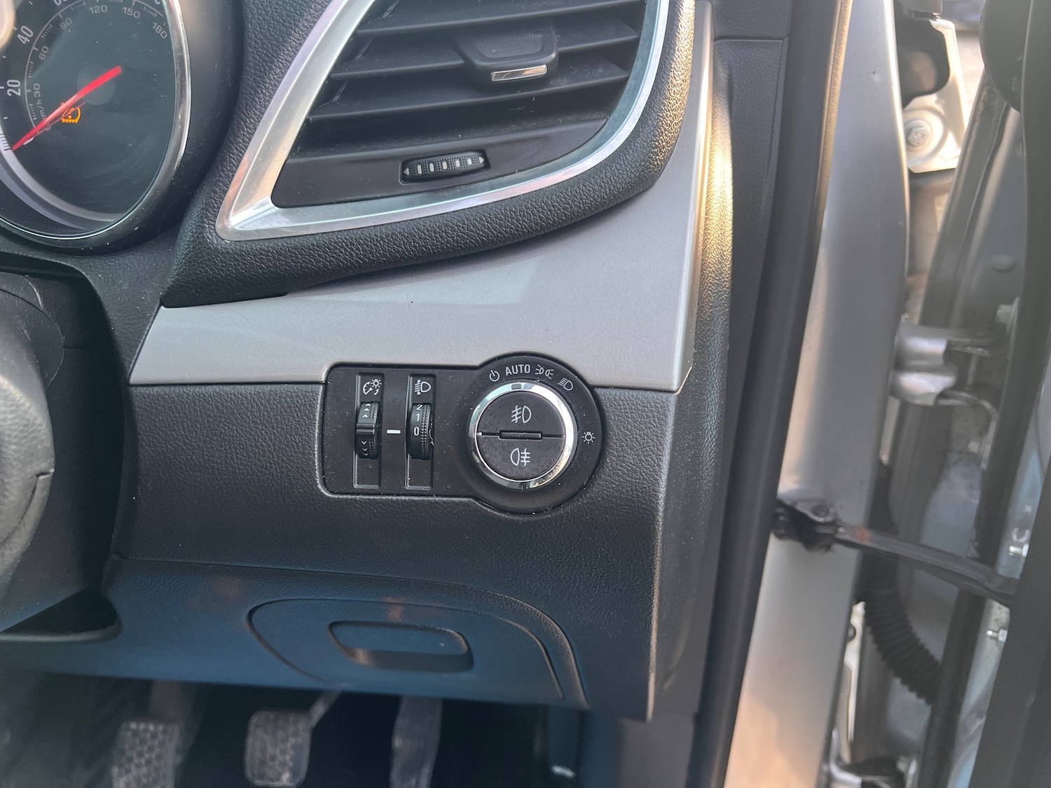 Used Vauxhall Mokka 2015 for sale - 76404870: Photo 18