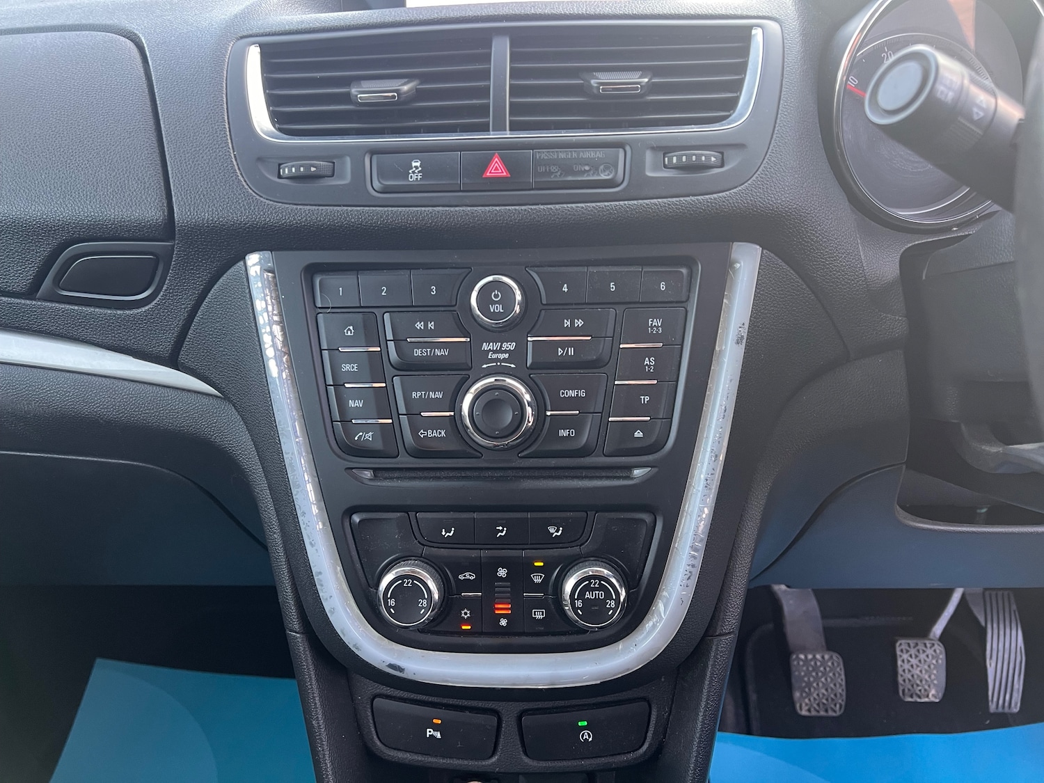 Used Vauxhall Mokka 2015 for sale - 76404870: Photo 28