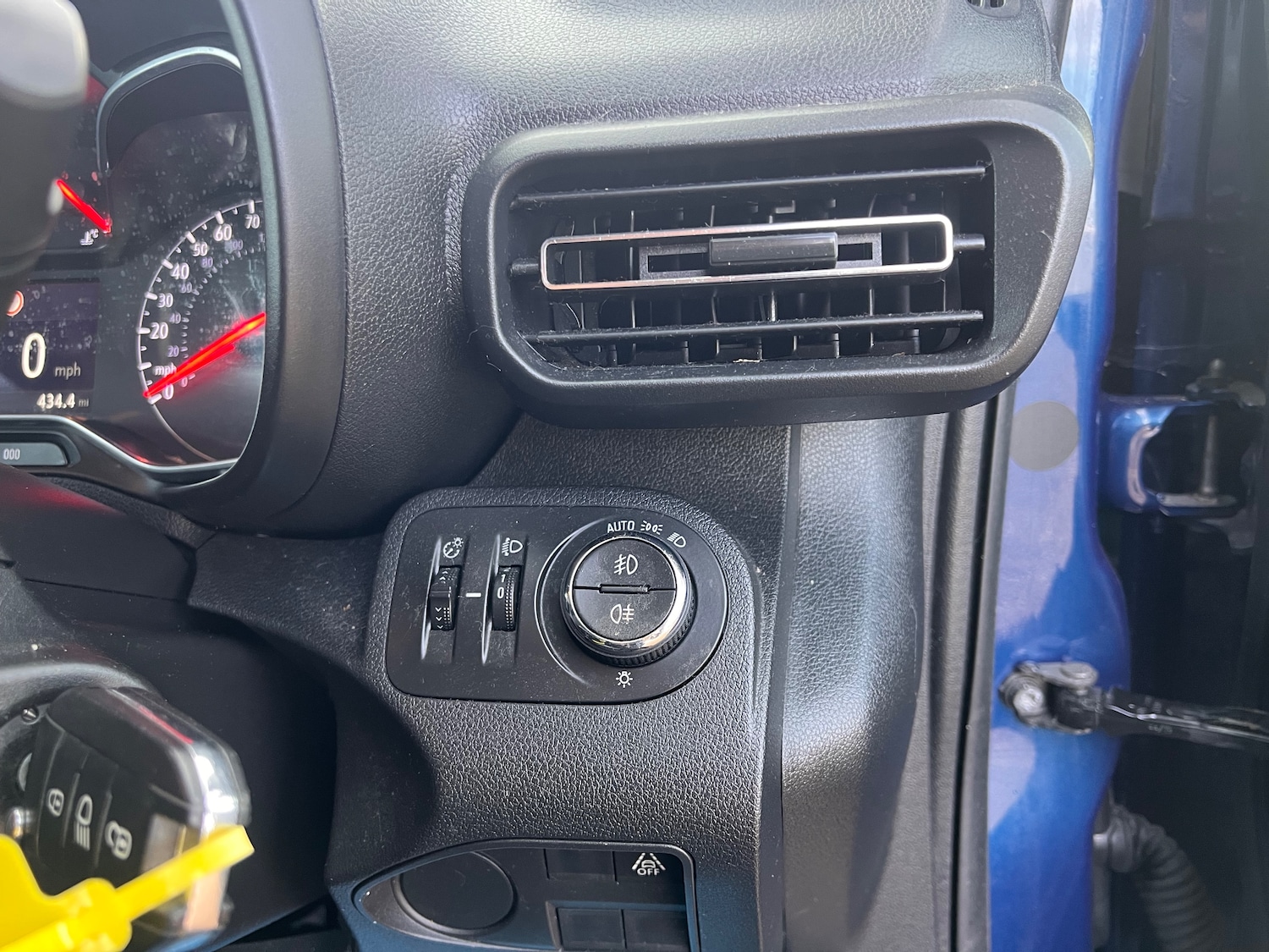 Used Vauxhall Combo Life 2019 for sale - 76404869: Photo 17