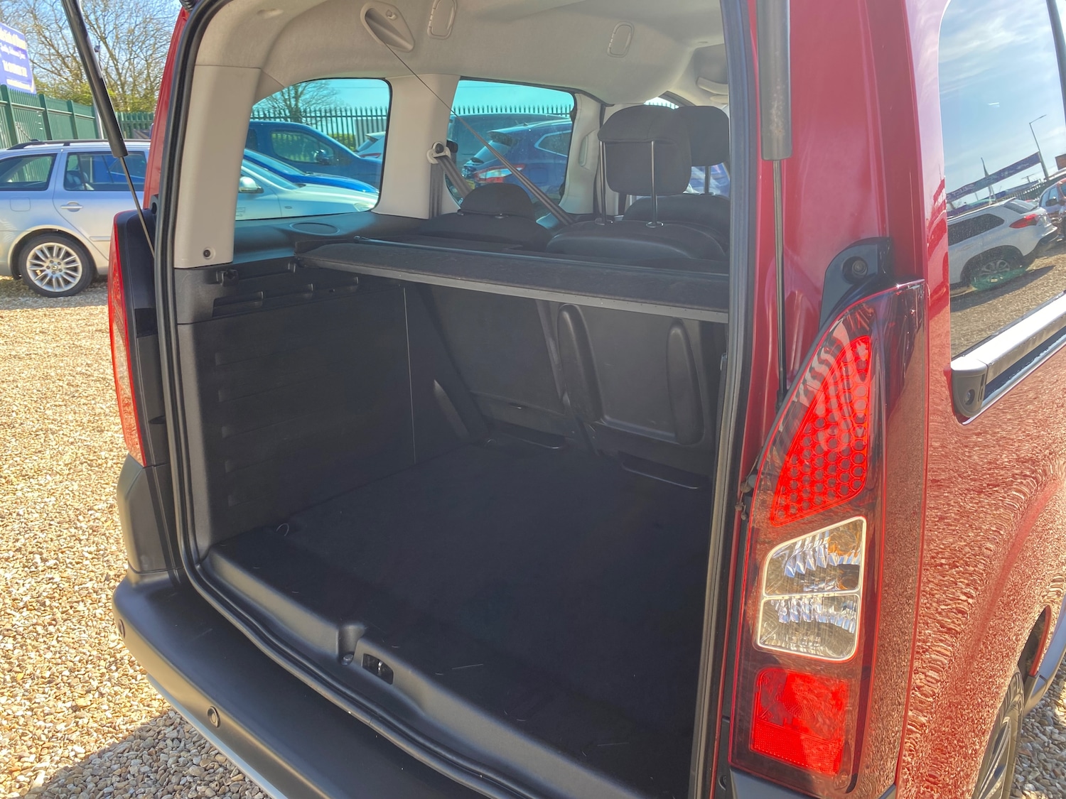 Used Peugeot Partner Tepee 2017 for sale - 78098389: Photo 17