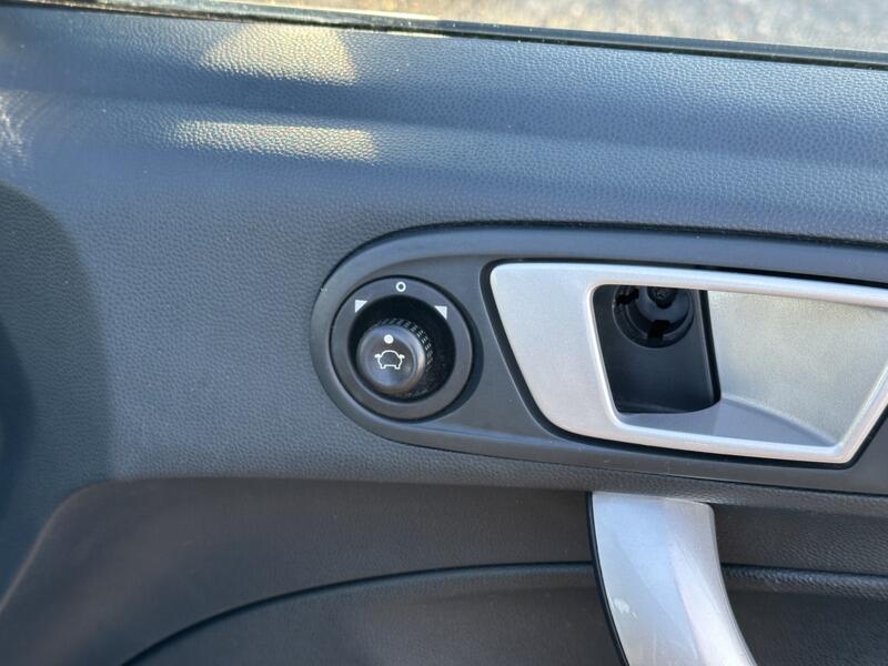Used Ford Fiesta 2012 for sale - 78073287: Photo 23