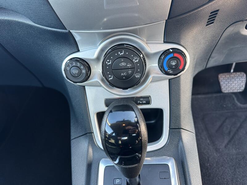 Used Ford Fiesta 2012 for sale - 78073287: Photo 28