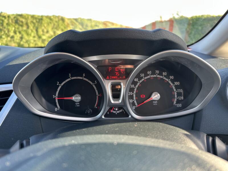 Used Ford Fiesta 2012 for sale - 78073287: Photo 38