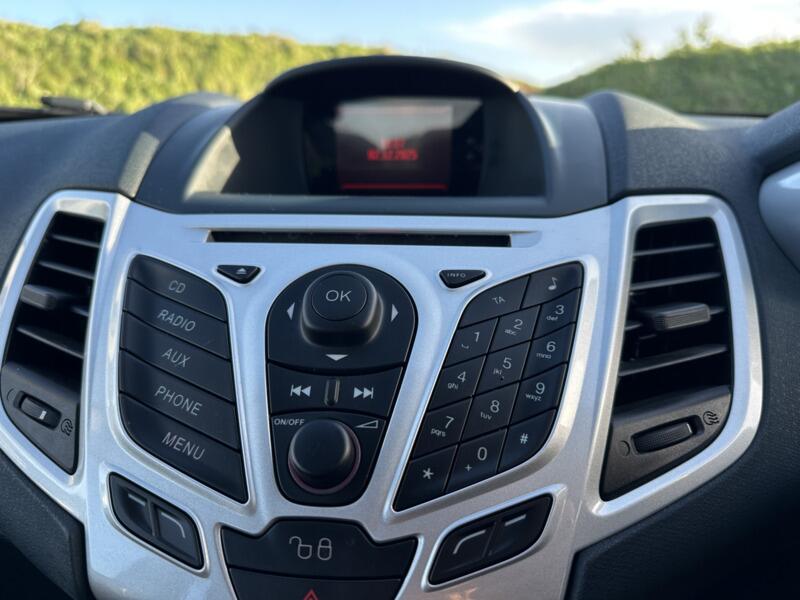 Used Ford Fiesta 2012 for sale - 78073287: Photo 40