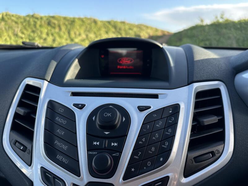 Used Ford Fiesta 2012 for sale - 78073287: Photo 41