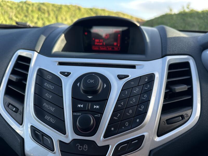 Used Ford Fiesta 2012 for sale - 78073287: Photo 42