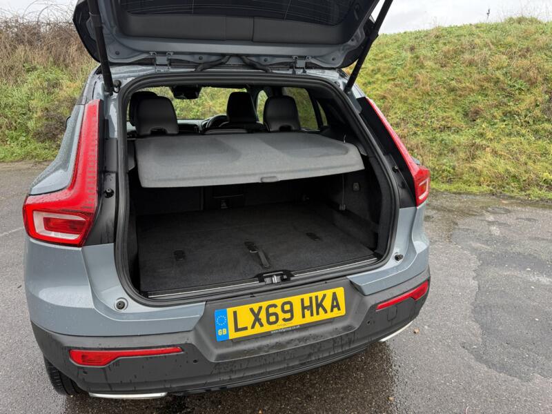 Used Volvo XC40 2019 for sale - 78072519: Photo 45