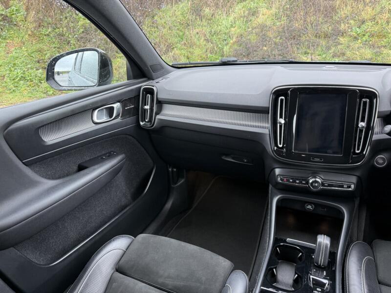 Used Volvo XC40 2019 for sale - 78072519: Photo 52