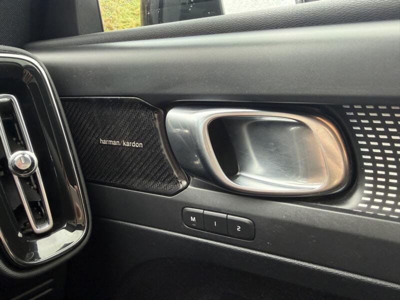 Used Volvo XC40 2019 for sale - 78072519: Photo 64