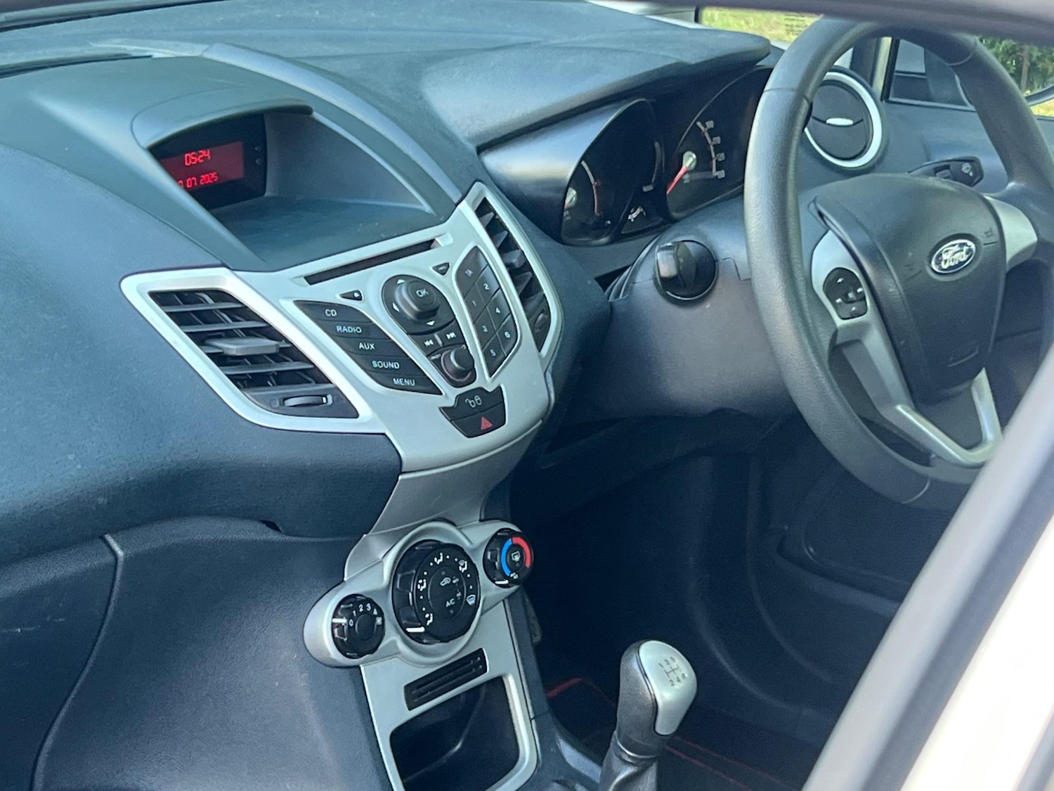 Vehicle 25