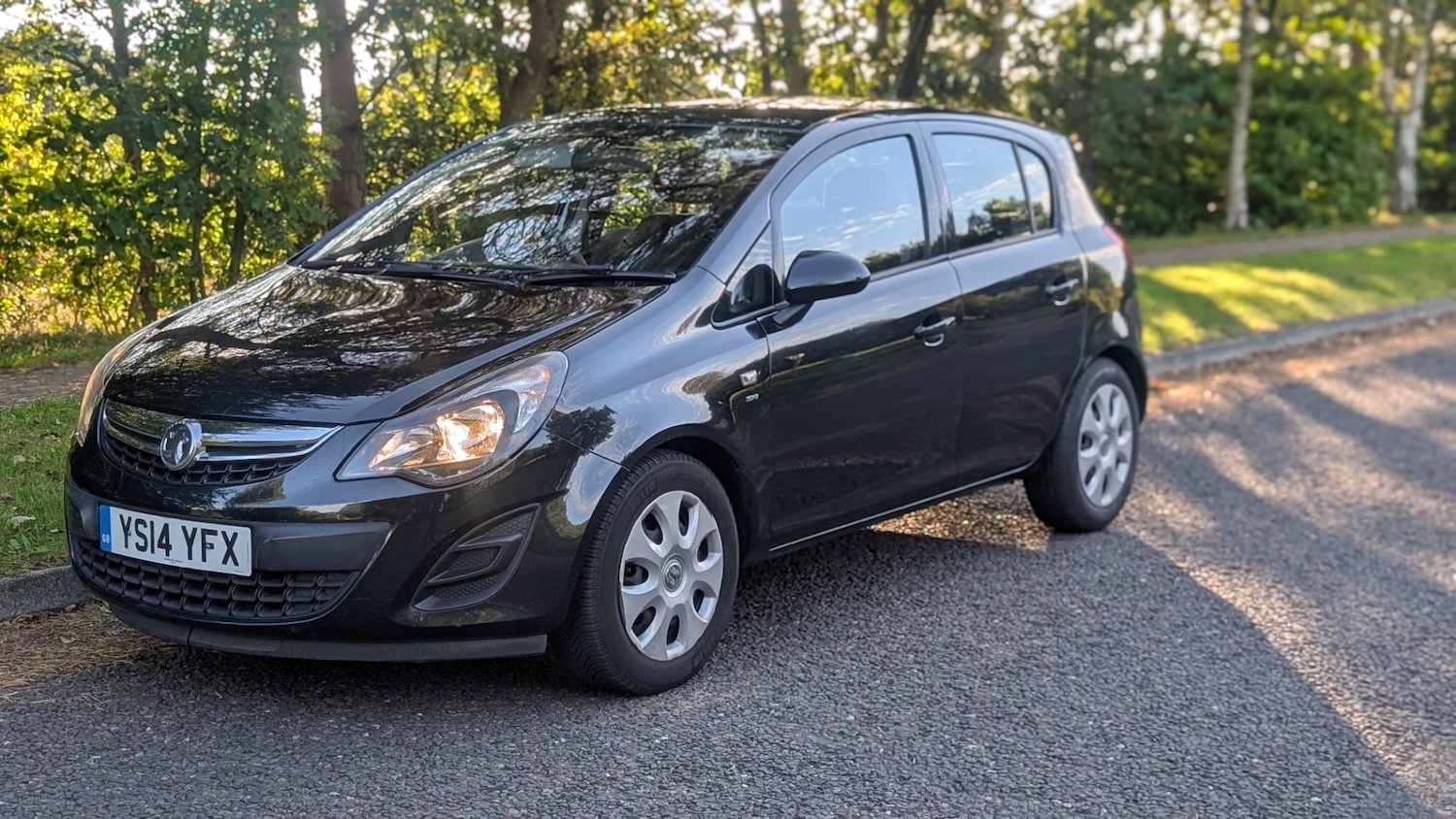 Used Vauxhall Corsa 2014 for sale - 76172481: Photo 1