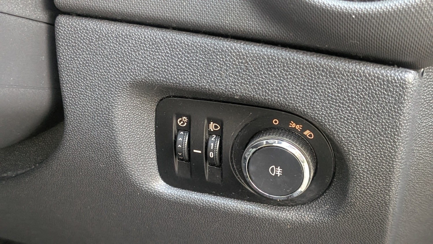 Used Vauxhall Corsa 2014 for sale - 76172481: Photo 25