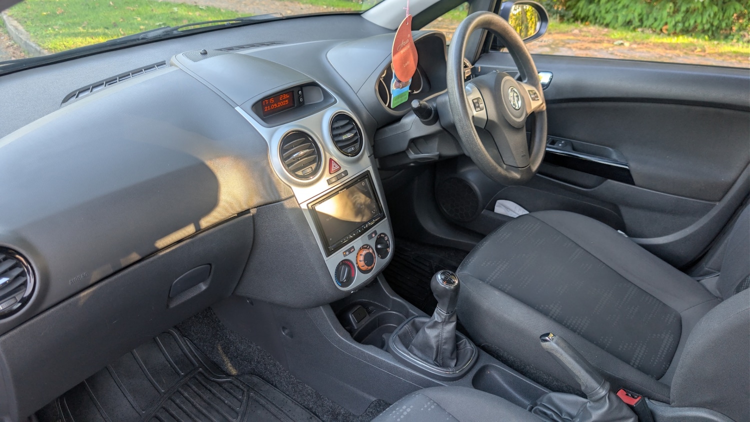 Used Vauxhall Corsa 2014 for sale - 76172481: Photo 9