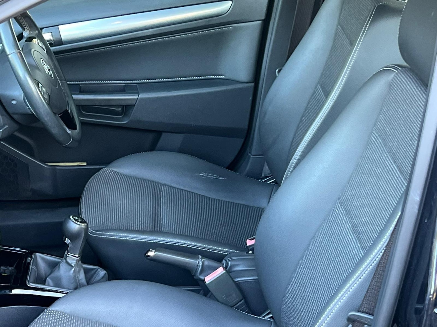 Used Vauxhall Astra 2009 for sale - 76244712: Photo 12