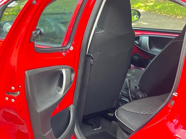 Used Peugeot 107 2014 for sale - 75459195: Photo 28