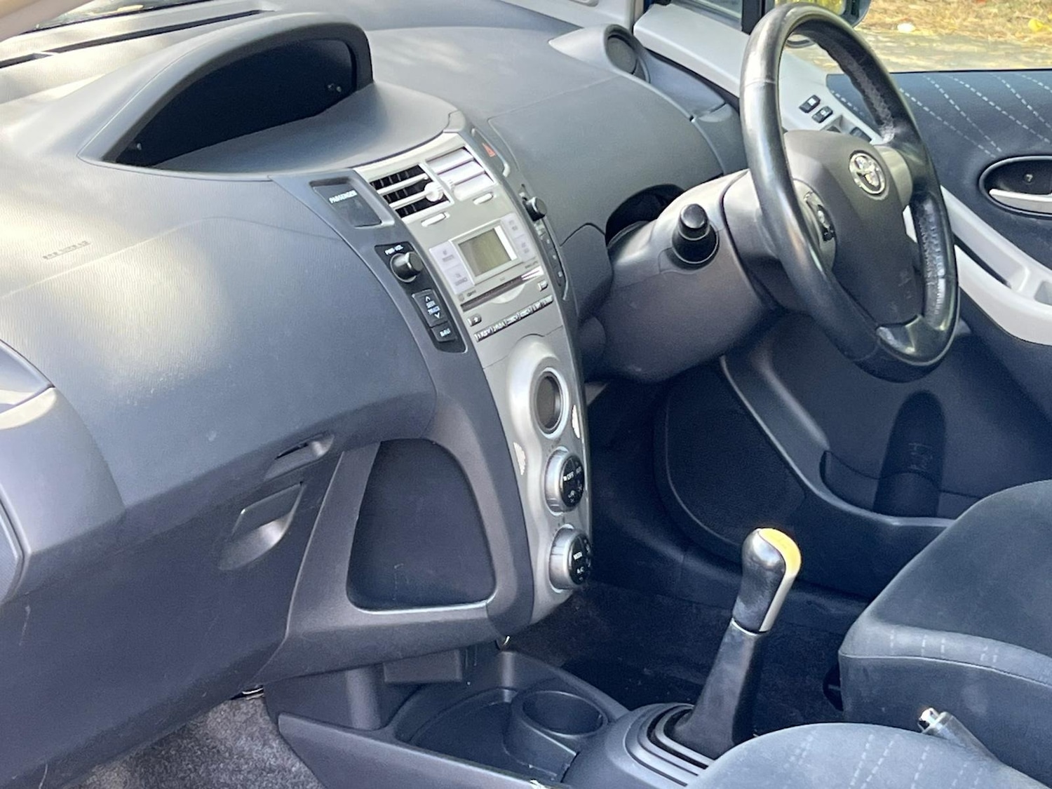 Used Toyota Yaris 2006 for sale - 76244632: Photo 12
