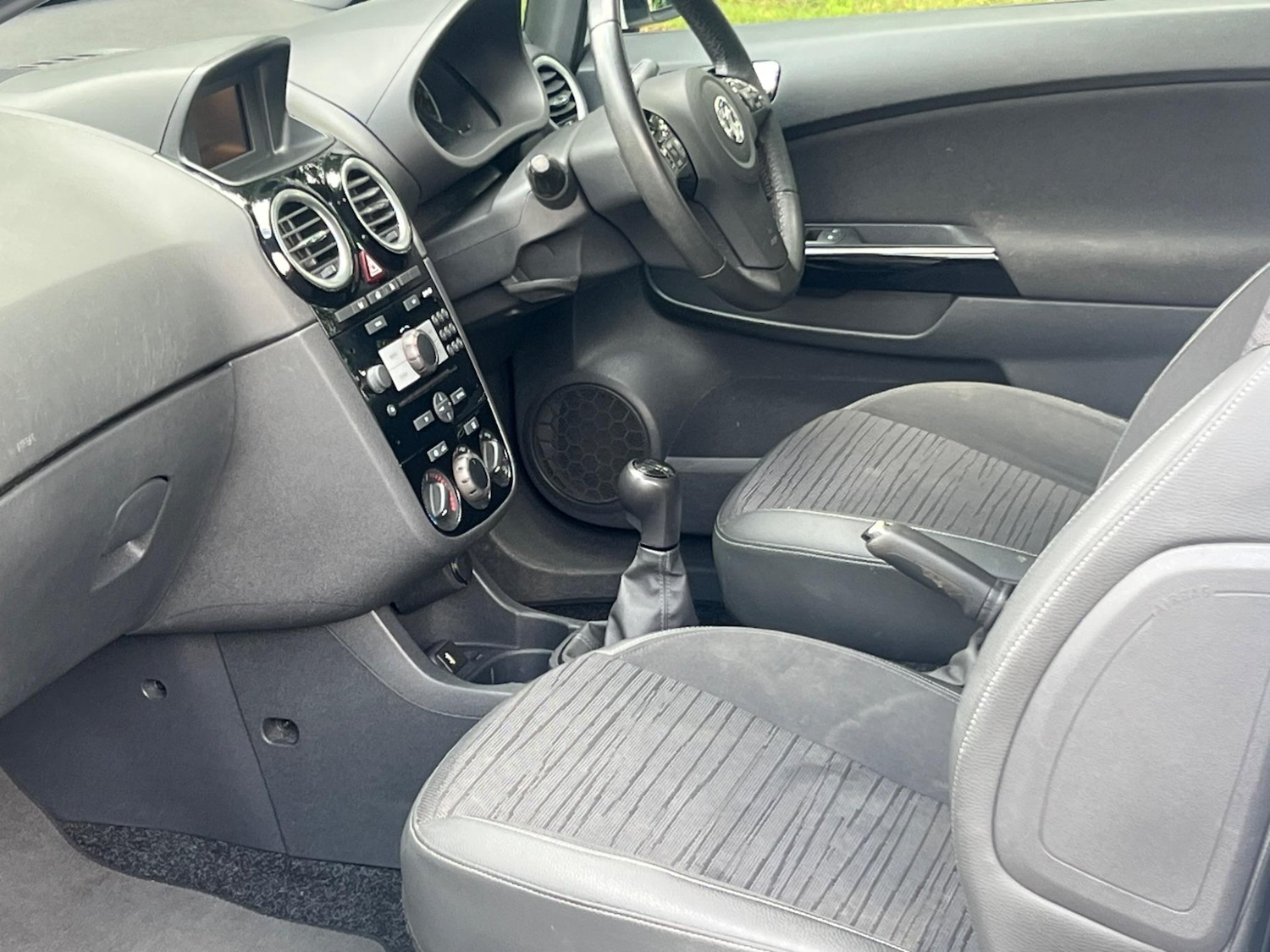 Vehicle 33