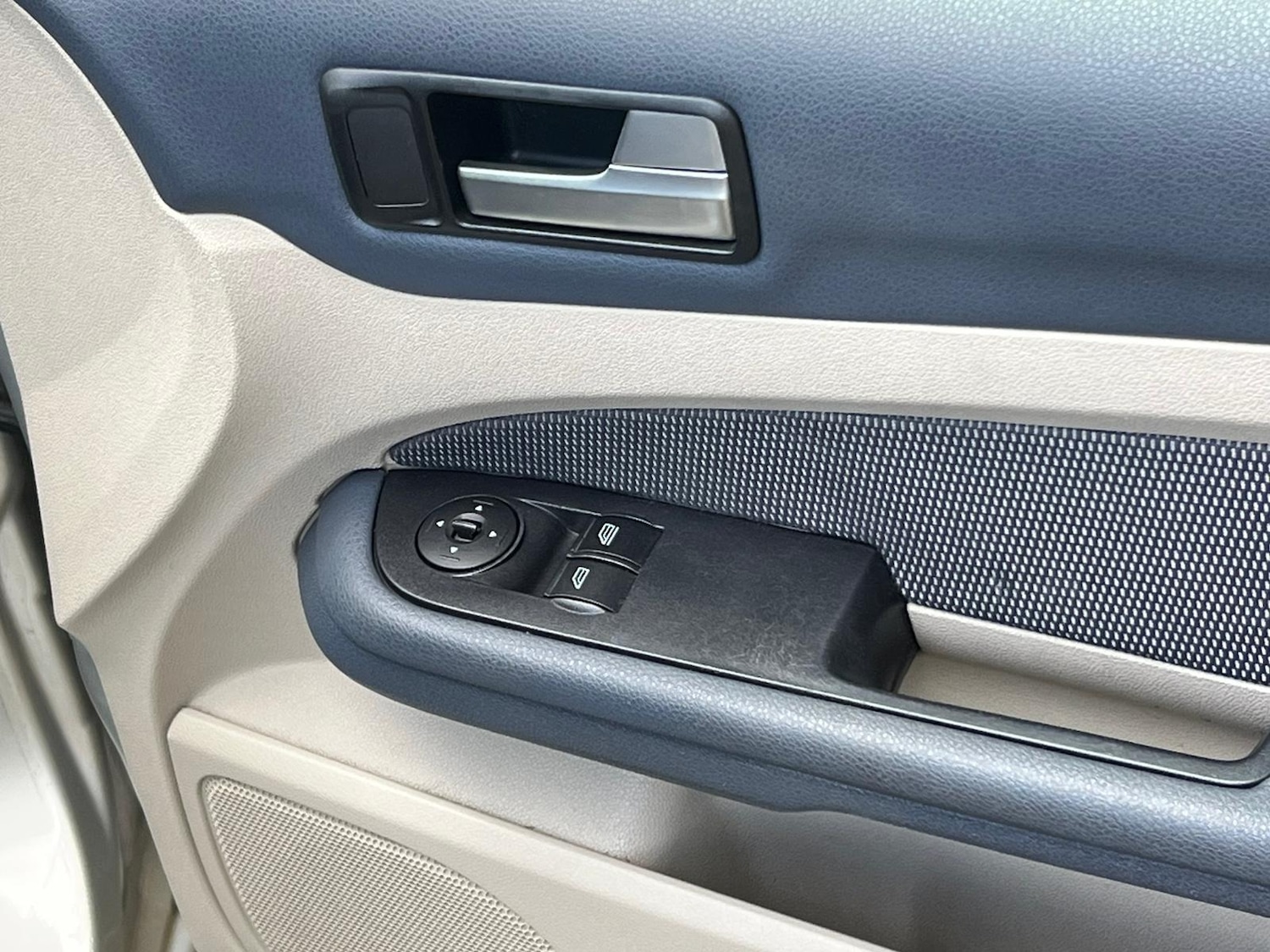 Used Ford Focus 2006 for sale - 76161701: Photo 12